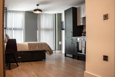 Edition I+ | Ensuite Bedroom with Air Con - Image 57