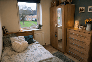 5 bed house, Saxton Close, Beeston, Nottingham, NG92DU - Image 1
