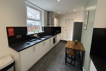 5 bed house, Clough Road, Newland, Hull, HU51QL - Image 2