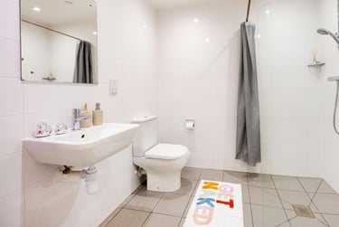 Luxury Studio - Image 4