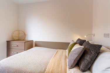 6 Bed En-suite - Image 4