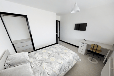 6 bed house, Holywell Drive, City Centre, Loughborough, LE113JX - Image 6