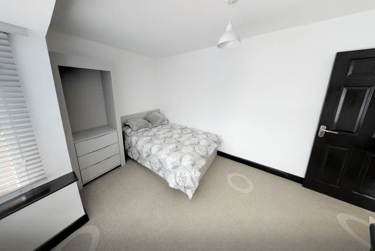 6 bed house, Holywell Drive, City Centre, Loughborough, LE113JX - Image 9