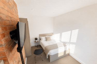 6 bed house, Oxford Street, City Centre, Loughborough, LE115DR - Image 4