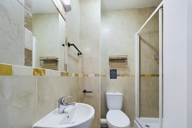 9 bed house, Uttoxeter New Road, California, Derby, DE223JB - Image 7