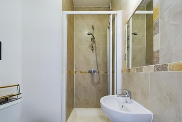 9 bed house, Uttoxeter New Road, California, Derby, DE223JB - Image 14