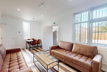 6 bed house, Rosebery Street, City Centre, Loughborough, LE115DX - Image 3