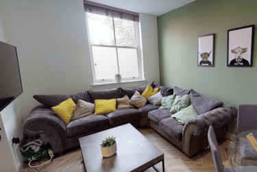 6 bed house, Rectory Place, City Centre, Loughborough, LE111UW - Image 1
