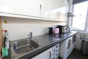 1 bed studio, London Road, Highfields, Leicester, LE21EG - Image 8