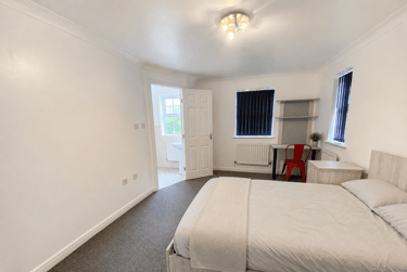 6 bed house, Moorhen Way, City Centre, Loughborough, LE113HH - Image 9
