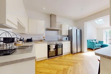 6 bed house, Oaklands Avenue, City Centre, Loughborough, LE113JF - Image 3