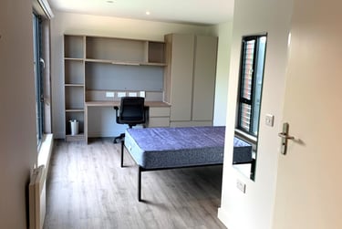 Prestige Ensuite at Howard Gardens, Howard Gardens, Adamsdown, Cardiff, CF240FA - Image 7