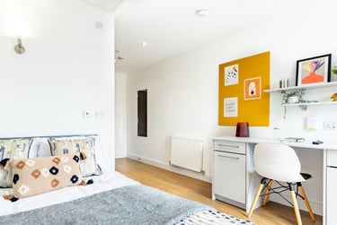 Deluxe Ensuite at Orbital, Ilkeston Road, Canning Circus, Nottingham, NG73GE - Image 1