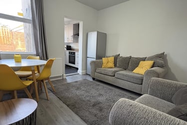 4 bed house, Edmund Road, Heeley, Sheffield, S24EH - Image 2