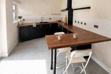 2 bed house, Broad Street, City Centre, Loughborough, LE115AB - Image 1