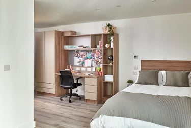 Silver Ensuite at Howard Gardens, Howard Gardens, Adamsdown, Cardiff, CF240FA - Image 3
