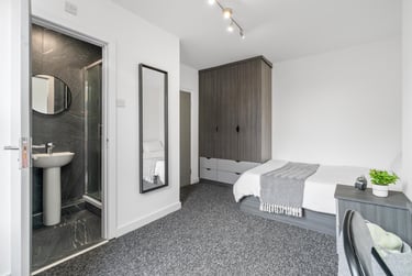 2 bed house, Thornville Mount, Hyde Park, Leeds, LS61JX - Image 5