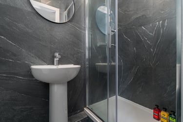 2 bed house, Thornville Mount, Hyde Park, Leeds, LS61JX - Image 7