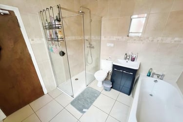 4 bed house, West Street, Highfields, Leicester, LE16XN - Image 10
