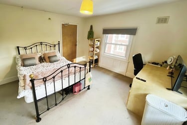 4 bed house, West Street, Highfields, Leicester, LE16XN - Image 1