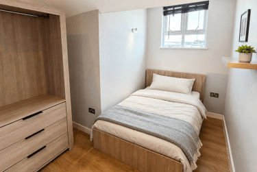 1 bed house, Orchard Street, City Centre, Loughborough, LE115AZ - Image 3