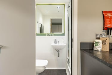 Premium Studio at Clifford House, Stadium Way, Pennsylvania, Exeter, EX46AQ - Image 10