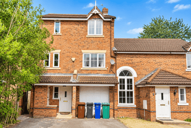 4 bed house, Chervil Close, Fallowfield, Manchester, M147DP - Image 1