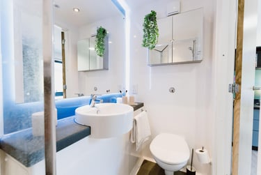 Silver Studio Riverside - Image 9