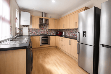 6 bed house, Deramore Street, Rusholme, Manchester, M144DU - Image 3