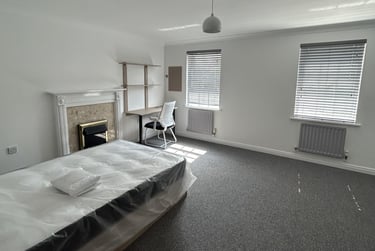 4 bed house, Kingfisher Way, City Centre, Loughborough, LE113NF - Image 3
