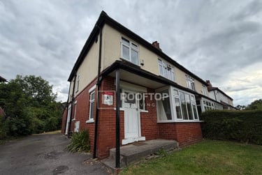 4 bed house, Dennistead Crescent, Headingley, Leeds, LS63PU - Image 2