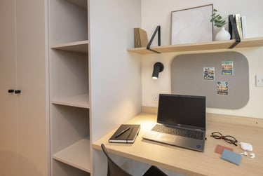 Classic Studio at Straits Mile, 179A Canongate, City Centre, Edinburgh, EH88BN - Image 5