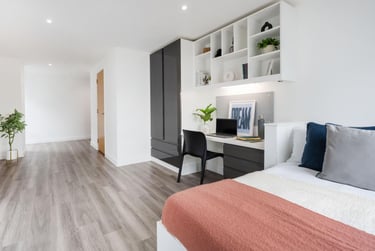 Elite Ensuite - Image 3