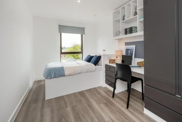 Club Ensuite - Image 3