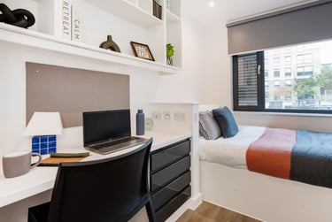 Luxe Studio at Palamon Court, Rhodaus Town, City Centre, Canterbury, CT12YA - Image 3
