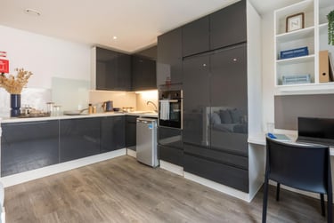 Super Elite Studio at Palamon Court, Rhodaus Town, City Centre, Canterbury, CT12YA - Image 2