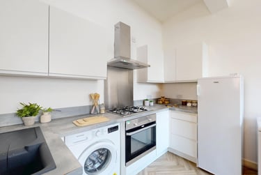 4 bed house, Cardigan Road, Headingley, Leeds, LS63AG - Image 4