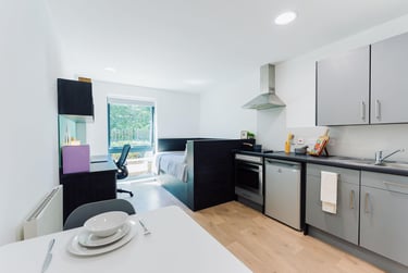 Bronze Studio Riverside - Image 3