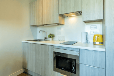 One Bedroom Suite at Redvers Tower, Union Street, City Centre, Sheffield, S12FU - Image 5