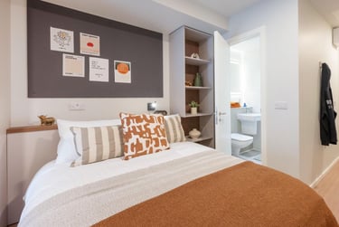 Premium Studio - Image 1