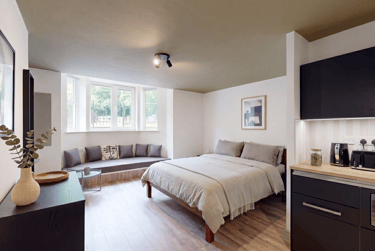 1 bed house, Moorland Road, Hyde Park, Leeds, LS61AL - Image 1