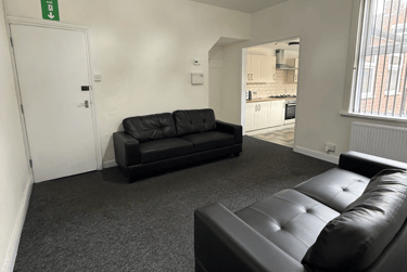 6 bed house, Marshall Street, Newland, Hull, HU53DA - Image 5