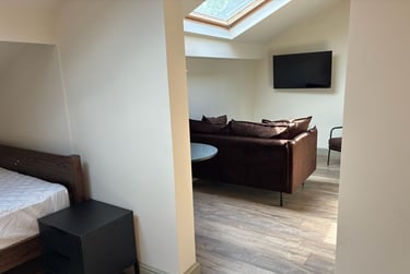 1 bed house, Moorland Road, Hyde Park, Leeds, LS61AL - Image 5