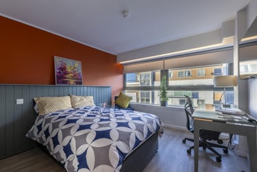 Platinum Studio City View - Image 2