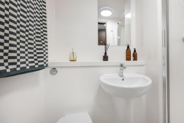 Premium Studio at Swan Residences, 2 Swan Street, City Centre, Glasgow, G40AX - Image 8