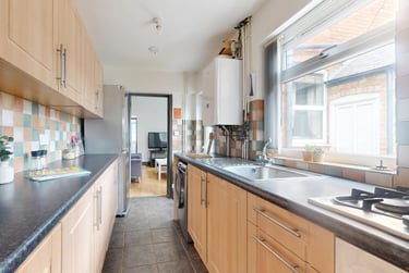4 bed house, Broad Street, City Centre, Loughborough, LE115AB - Image 5