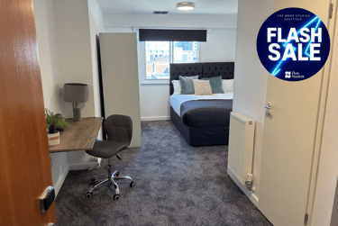 Deluxe King Studio at The Moor, 3-7 Holy Grn, City Centre, Sheffield, S14JA - Image 1