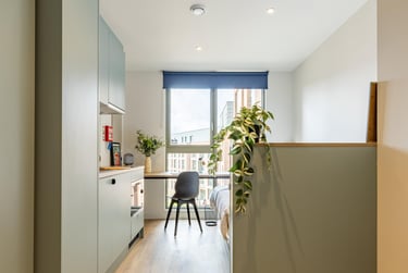 Silver Studio - Image 8