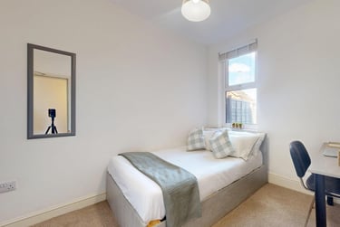 4 bed house, Rosebery Street, City Centre, Loughborough, LE115DX - Image 13