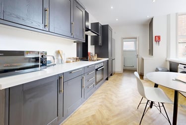 5 bed house, Frederick Street, City Centre, Loughborough, LE113BJ - Image 3